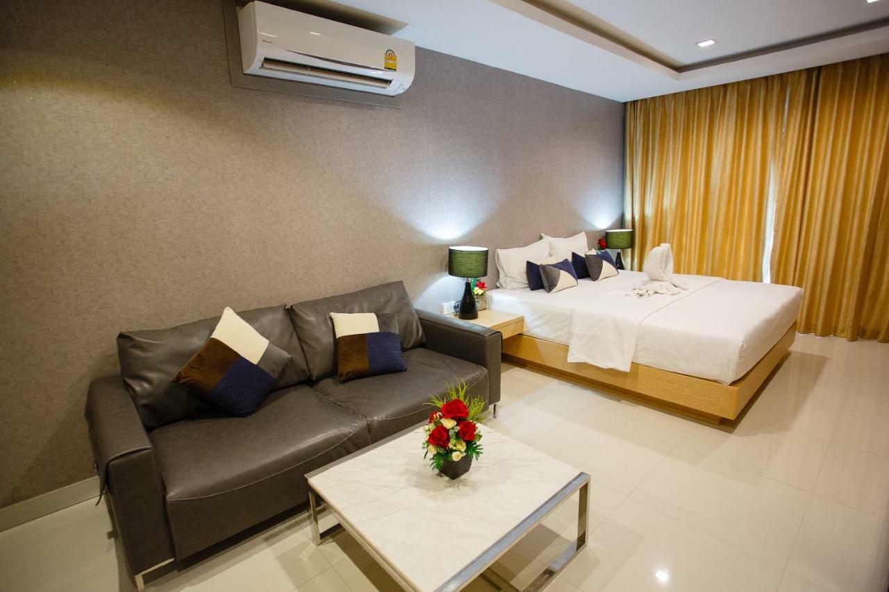 Khách sạn Platinum And